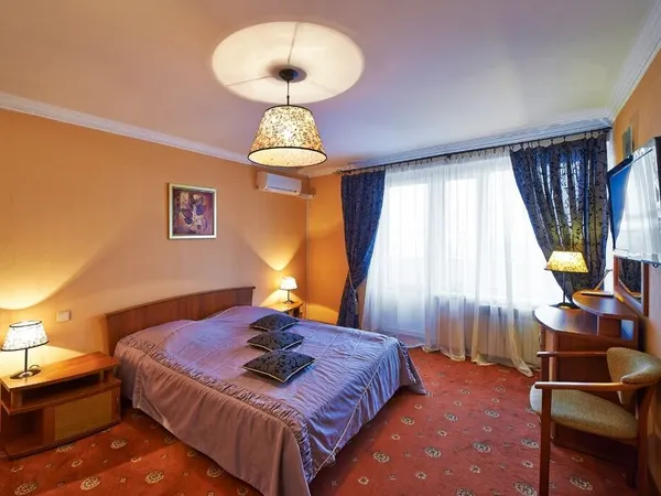 2-комн. квартира, Восток-5