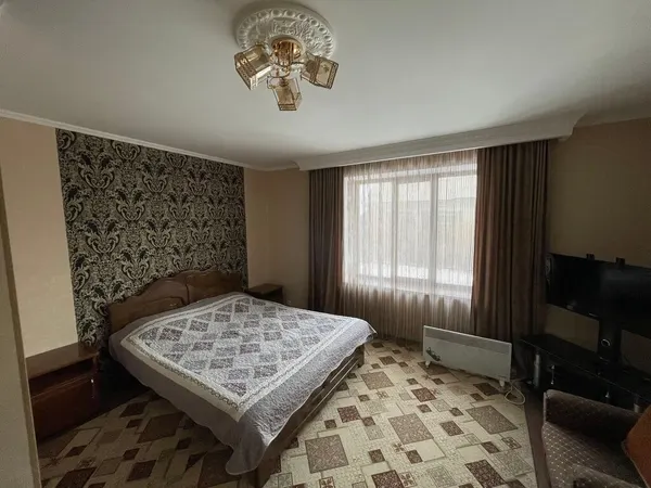 Дом, Каракол