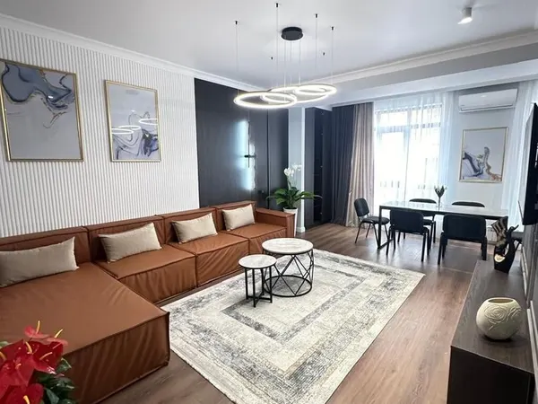 4-комн. квартира, Бишкек Парк